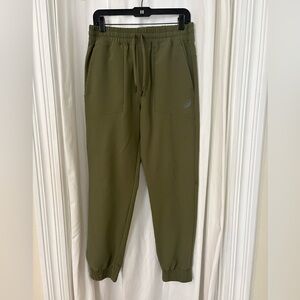Asics Men's Green Jogger Pants